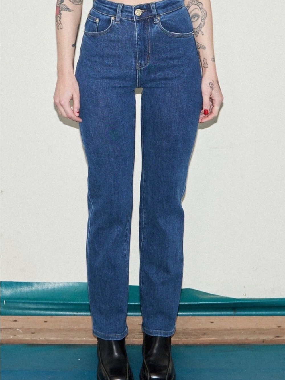 Fashion Brand Company Straight leg Nap Jeans Size Small